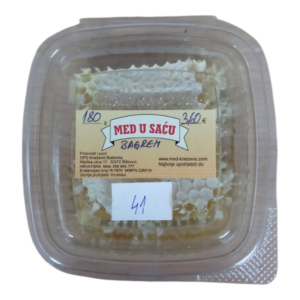 Med u saću - pčelinje saće Bagrem (041)