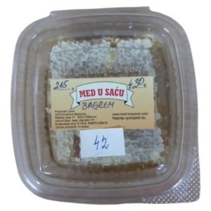 Med u saću Bagrem- pčelinje saće (042)